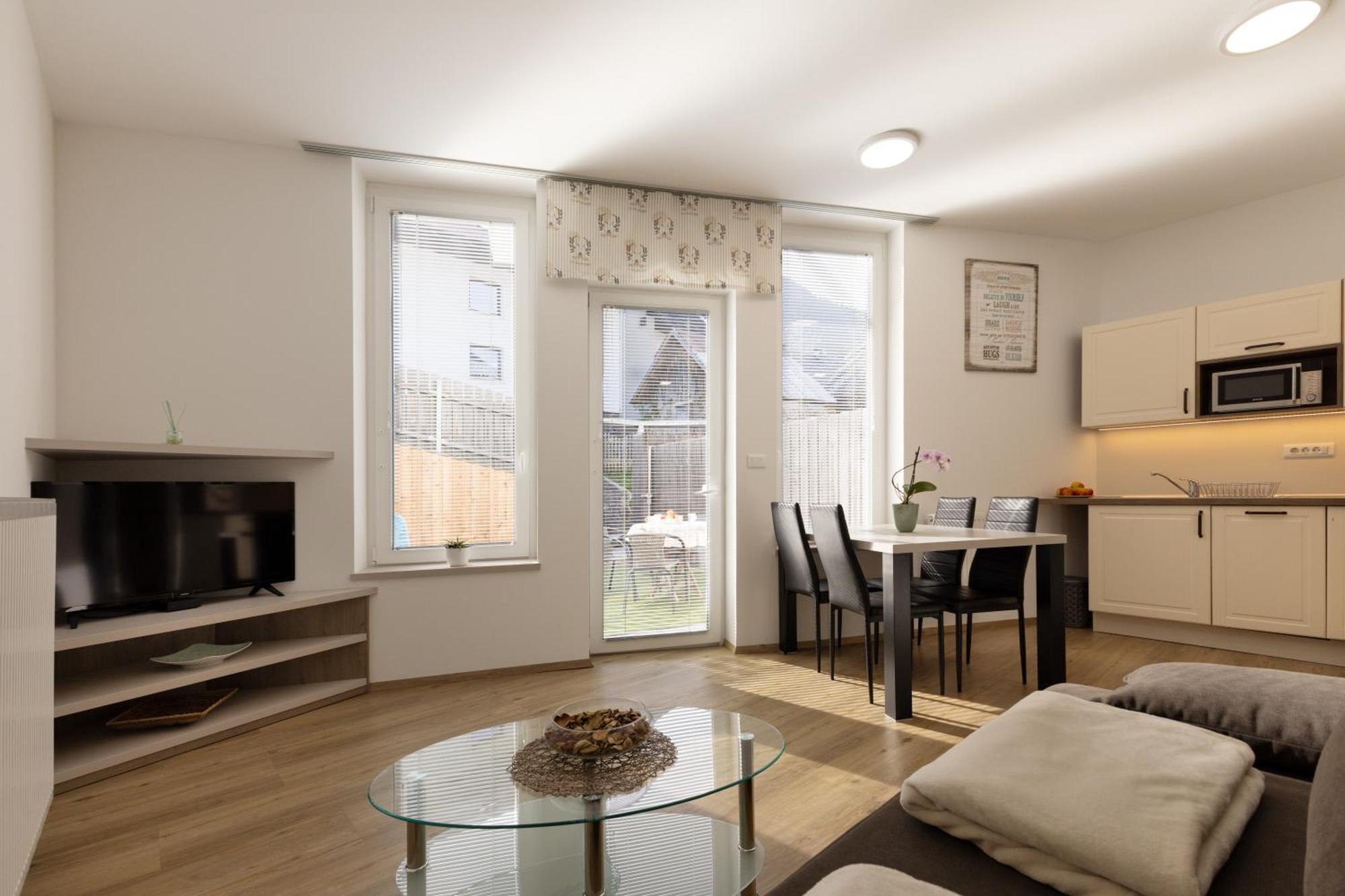 Apartmaji "La Vie Est Belle" Kranjska Gora Esterno foto